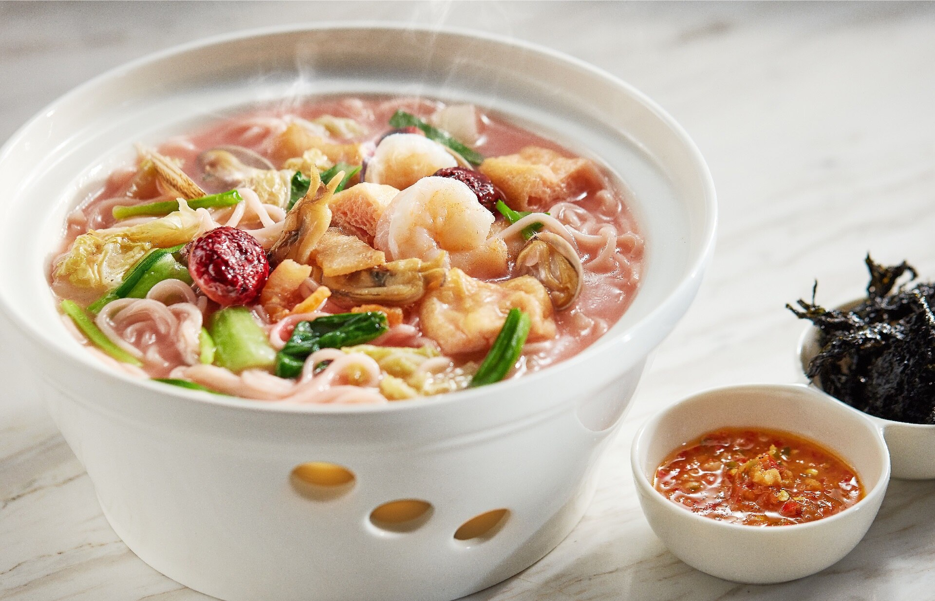 Fujian Red Mushroom Seafood Lor Mee at PUTIEN, 마리나 베이 샌즈