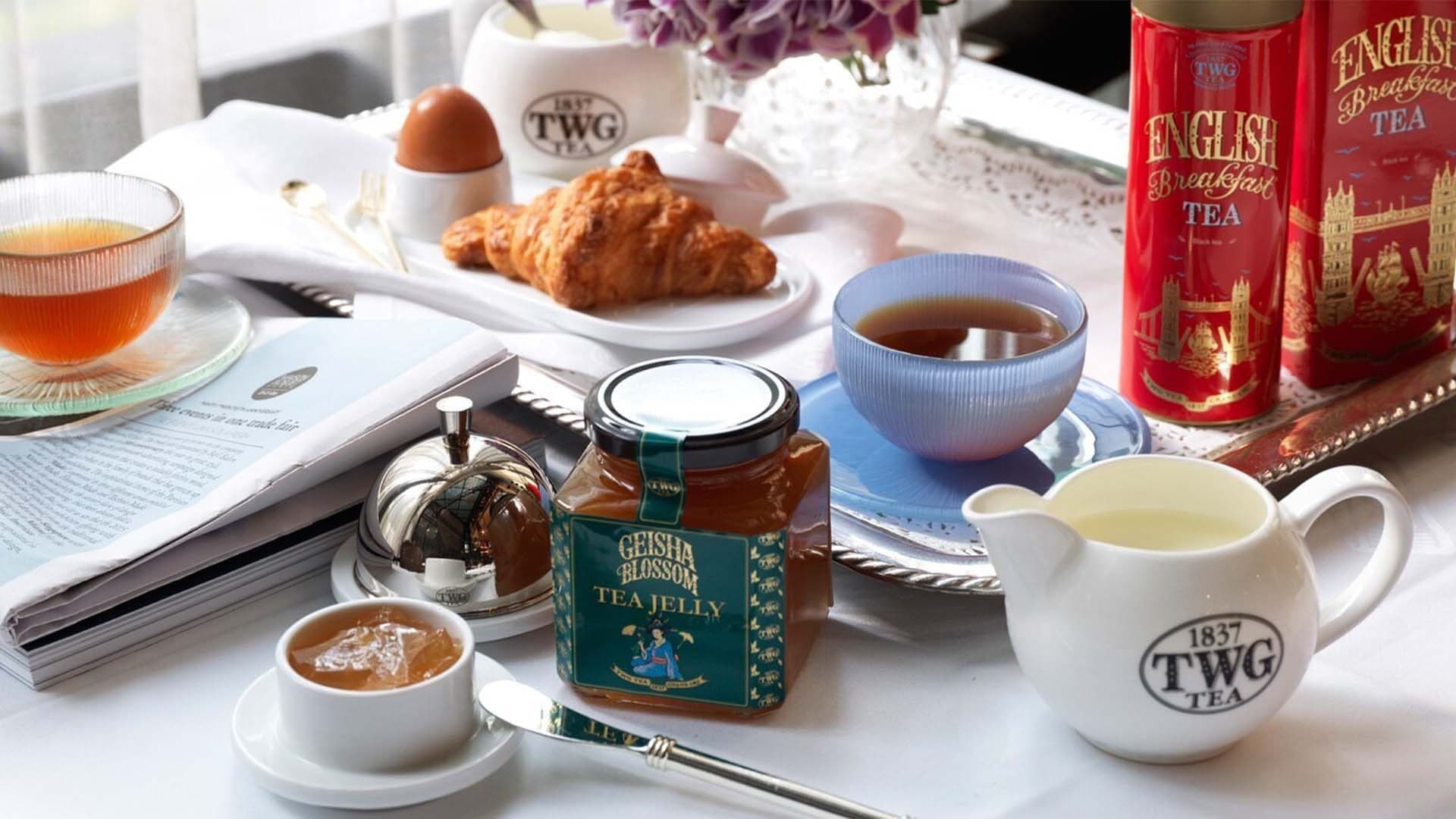 싱가포르 [Singapore]의 티 살롱 및 부티크인 TWG Tea의 차와 페이스트리