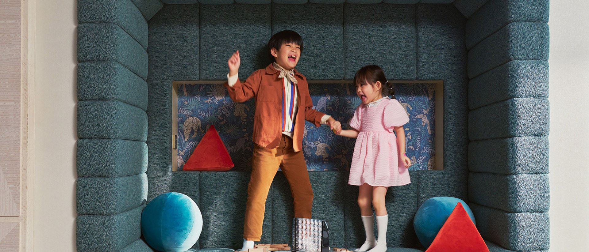 샌즈 패밀리 익스플로러 (Sands Family Explorers)