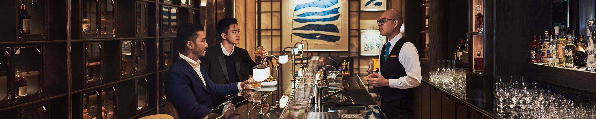 파이자 스카이 레지던스　위스키 바