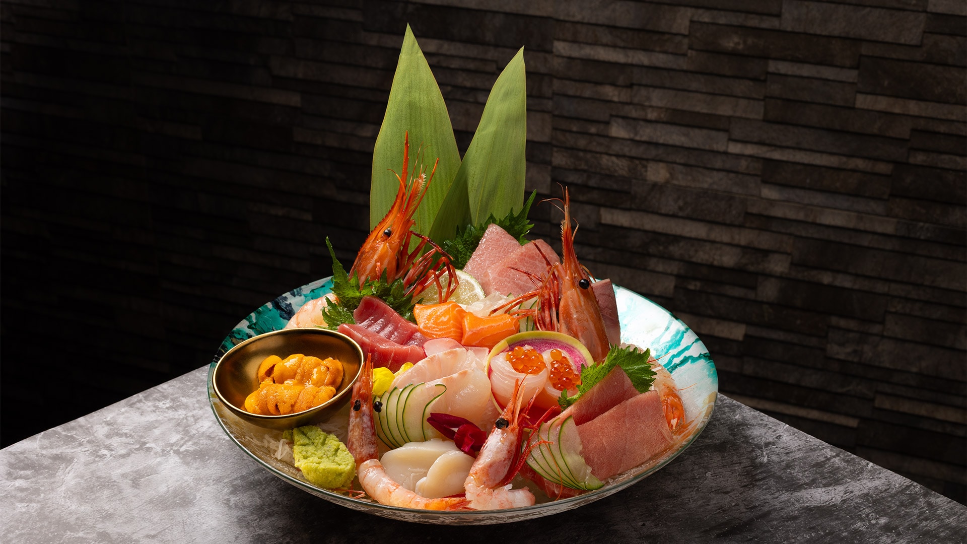 Sen of Japan 셰프 오마카세 사시미 플래터 (Chef's Omakase Sashimi Platter)