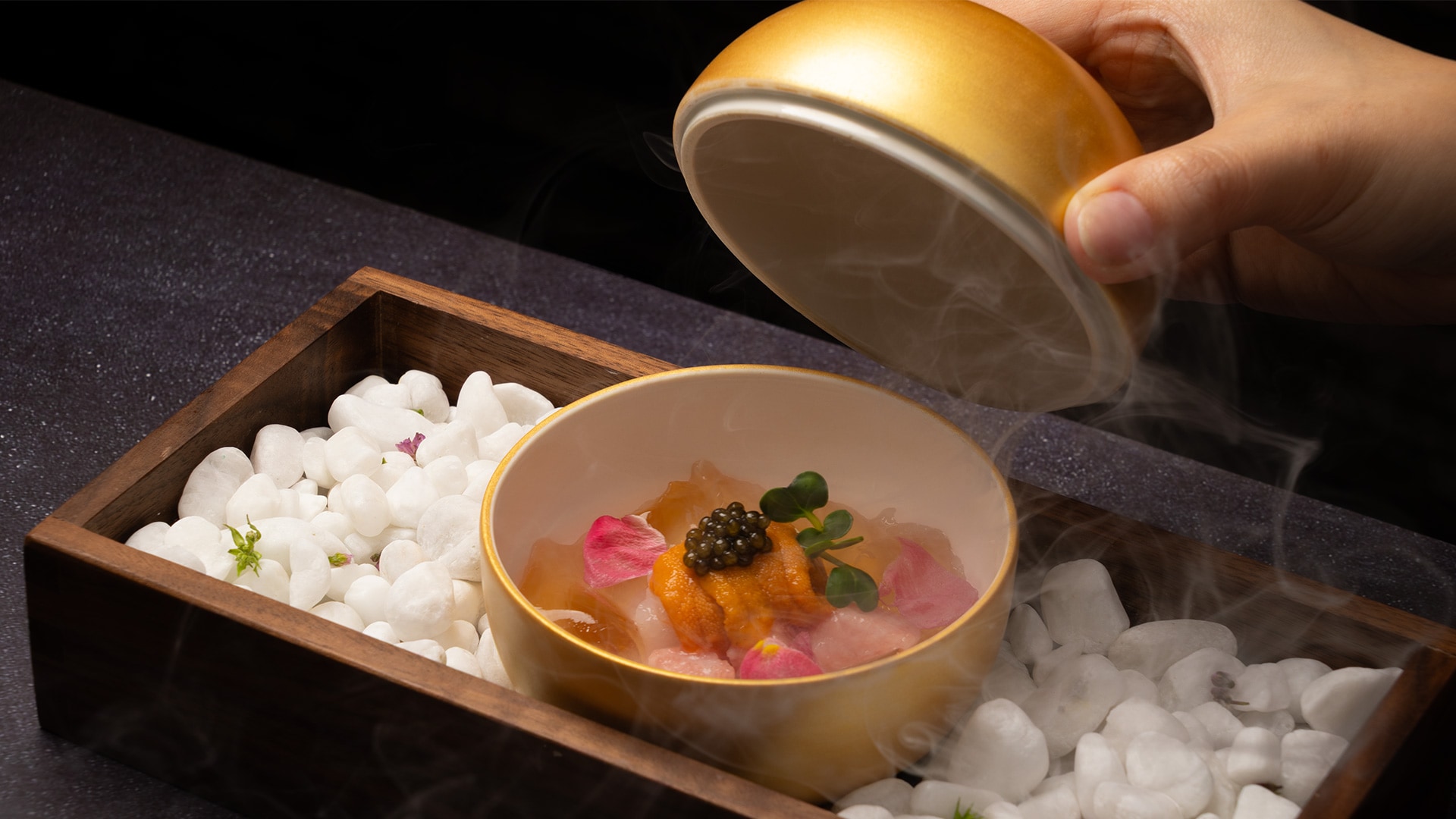 Sen of Japan 바다의 보석 (Jewels of the Sea)
