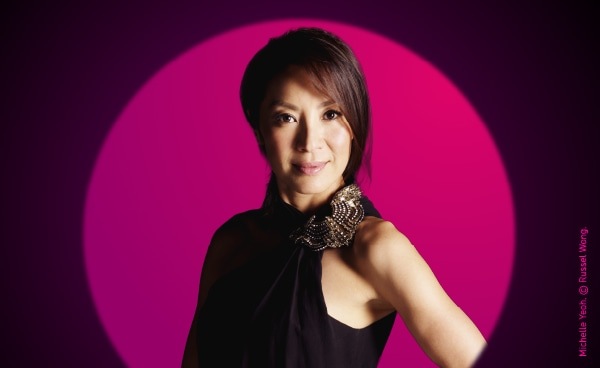 Goddess: Brave. Bold. Beautiful.(가디스: 용기, 대담함, 아름다움) 전시에 무료로 입장하실 수 있습니다.