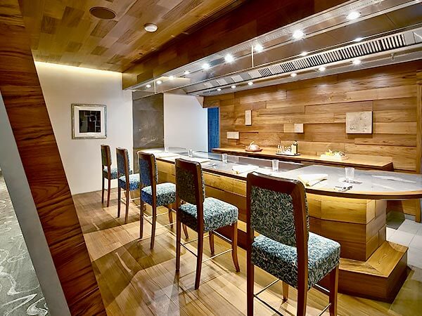 Waku Ghin(와쿠긴)